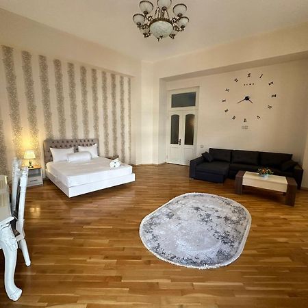 White Boutique Nizami Hotel Baku Ngoại thất bức ảnh