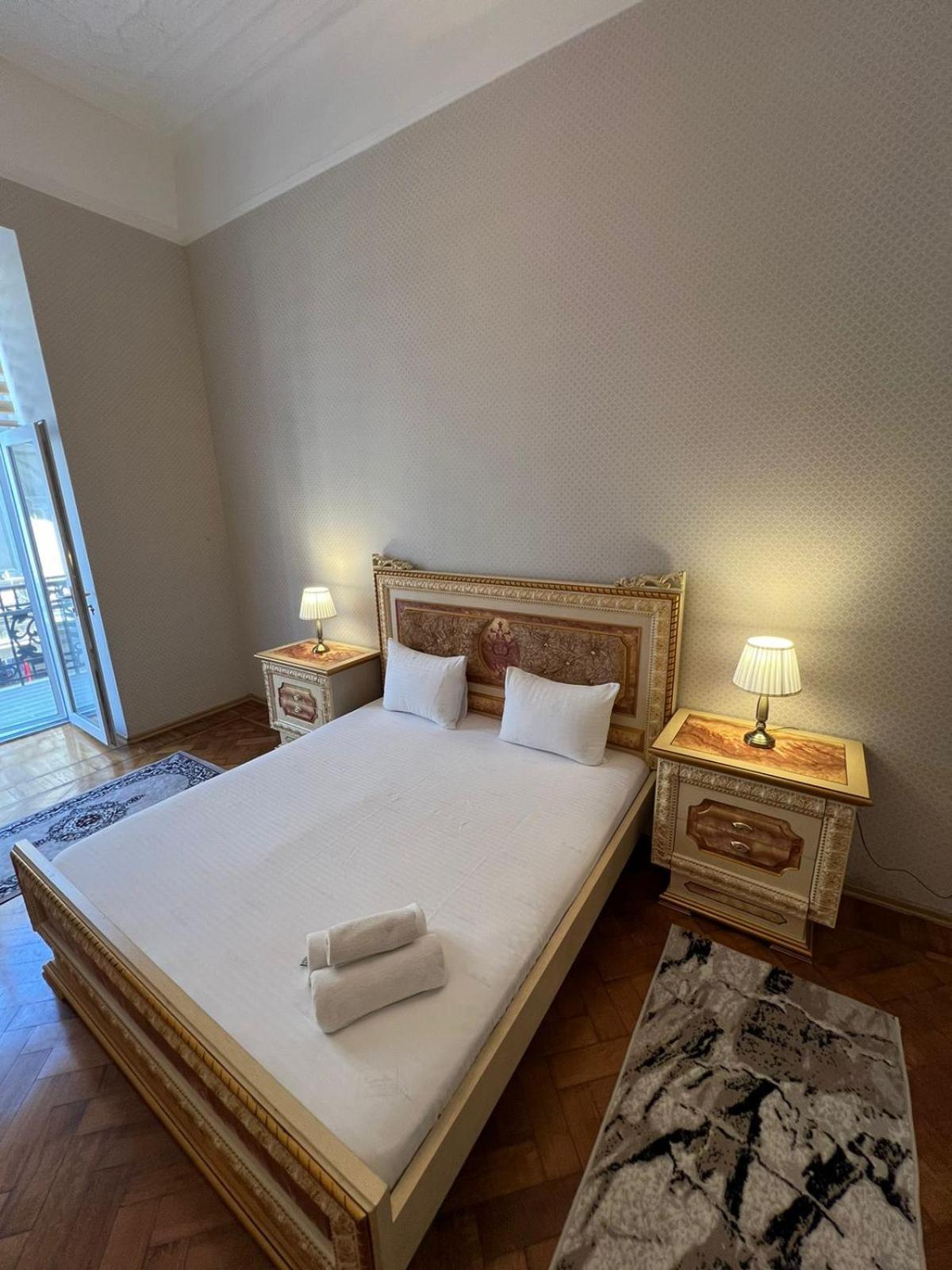 White Boutique Nizami Hotel Baku Ngoại thất bức ảnh