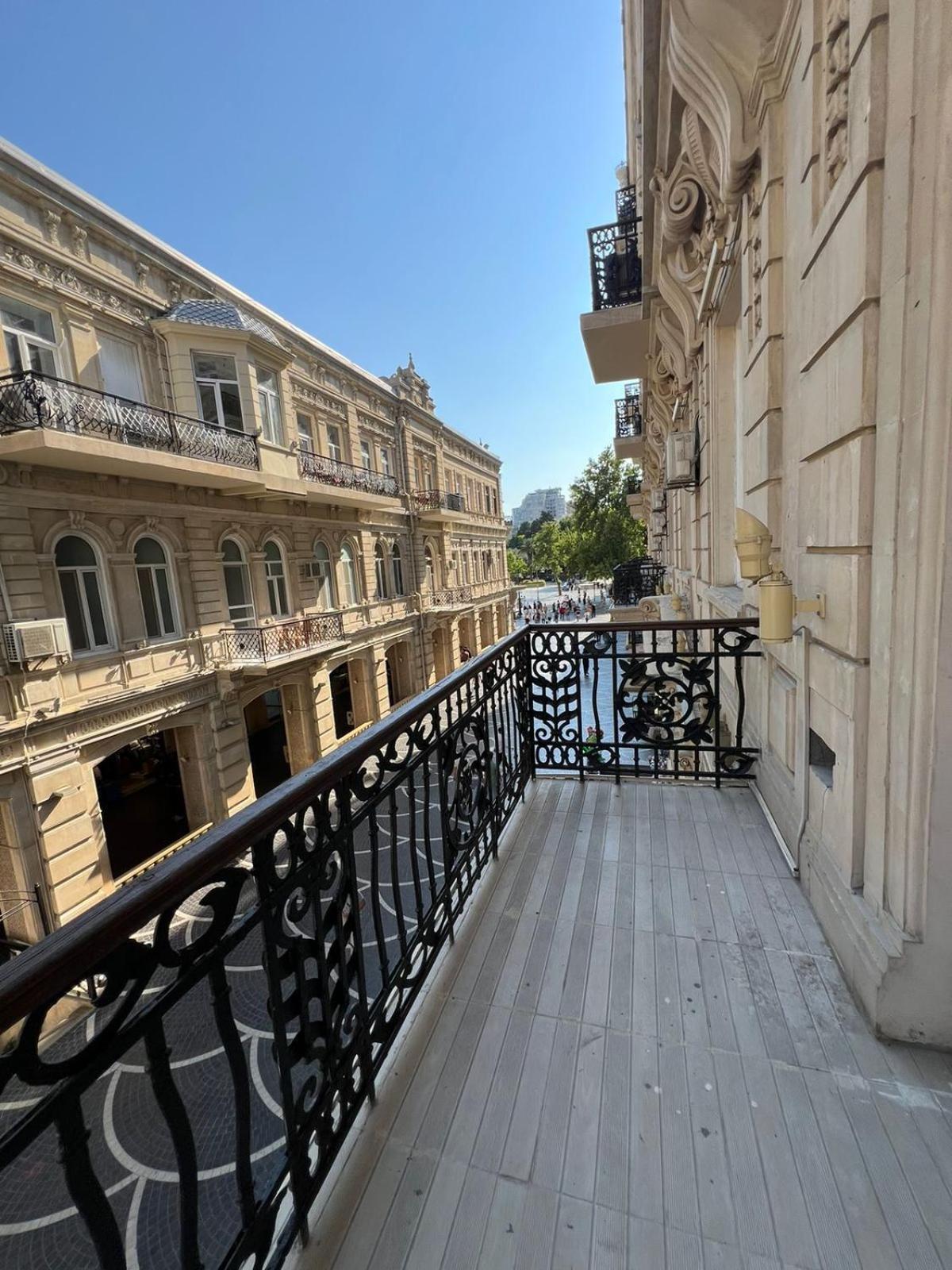 White Boutique Nizami Hotel Baku Ngoại thất bức ảnh